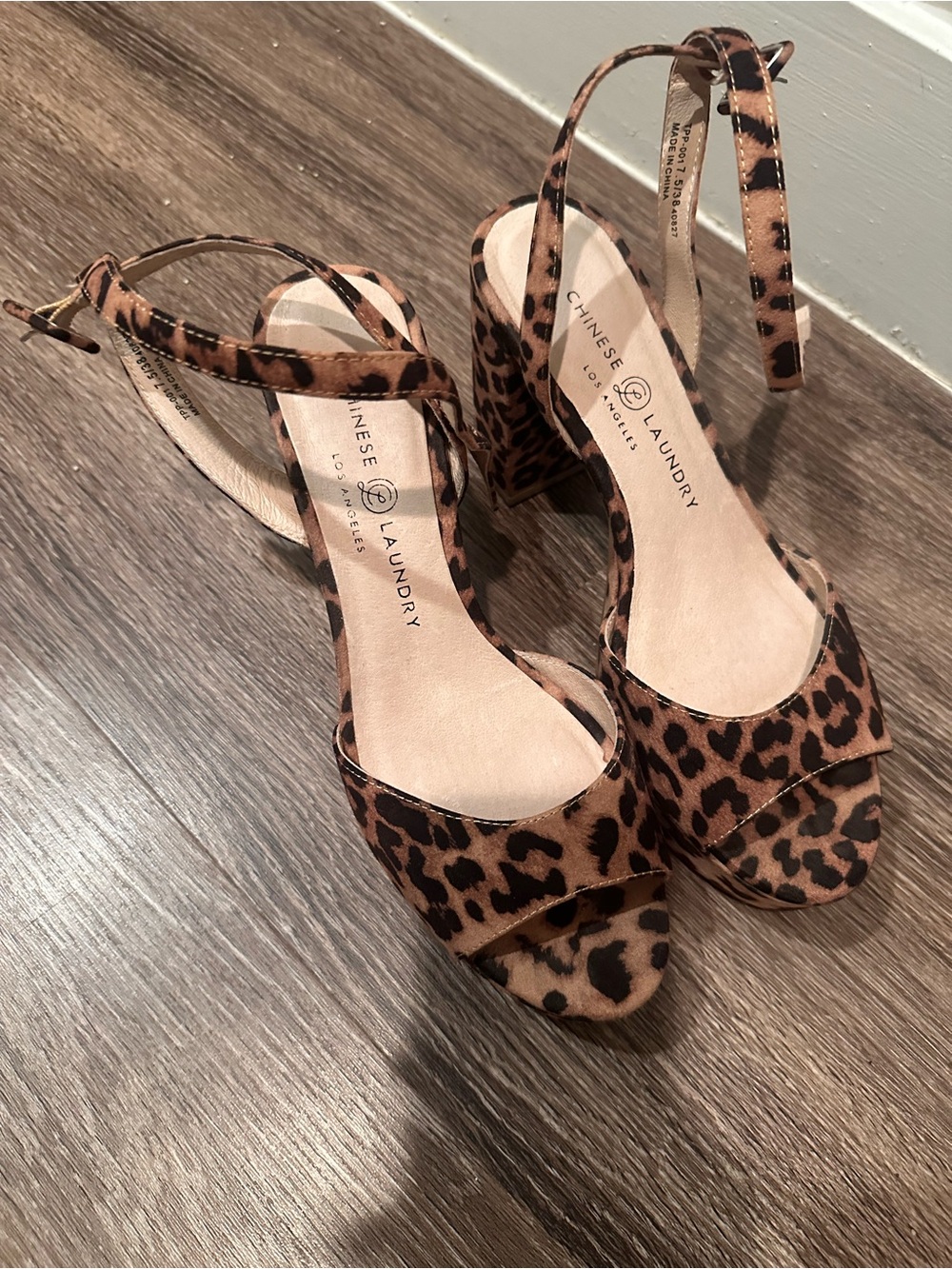 Leopard platform heels - Picture 3 of 4